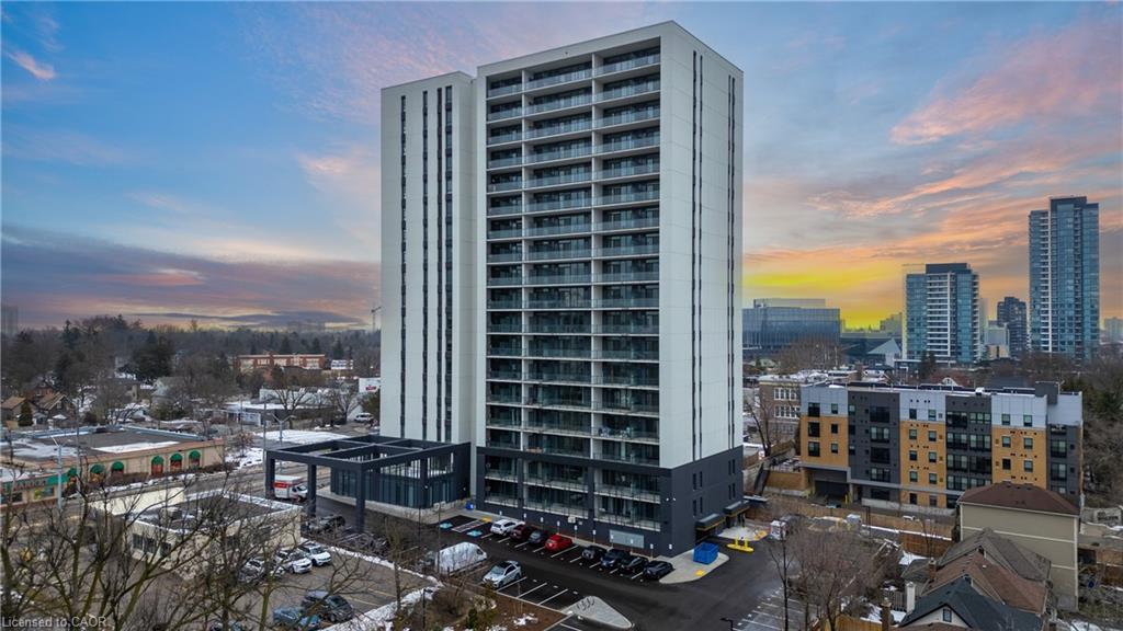 1112-741 King Street W, Kitchener, ON, N2G 1E5