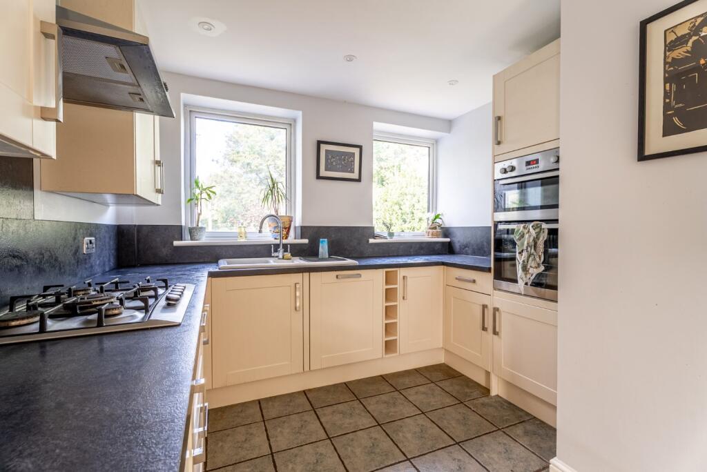 Conquerors Hill, Wheathampstead, St. Albans, Hertfordshire, AL4 photo 5