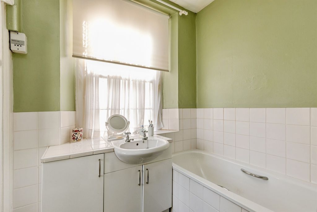 Additional image 13 of 5 bed semi-detached house for saleClifton Park Road, Bristol BS8