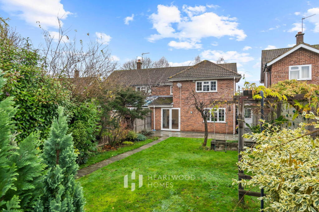 Slimmons Drive, St. Albans, AL4 9AW