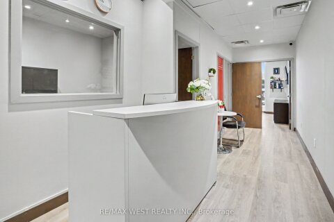 Additional image 8 of 202-6174 Yonge Street, Toronto, ON, M2M 3X1