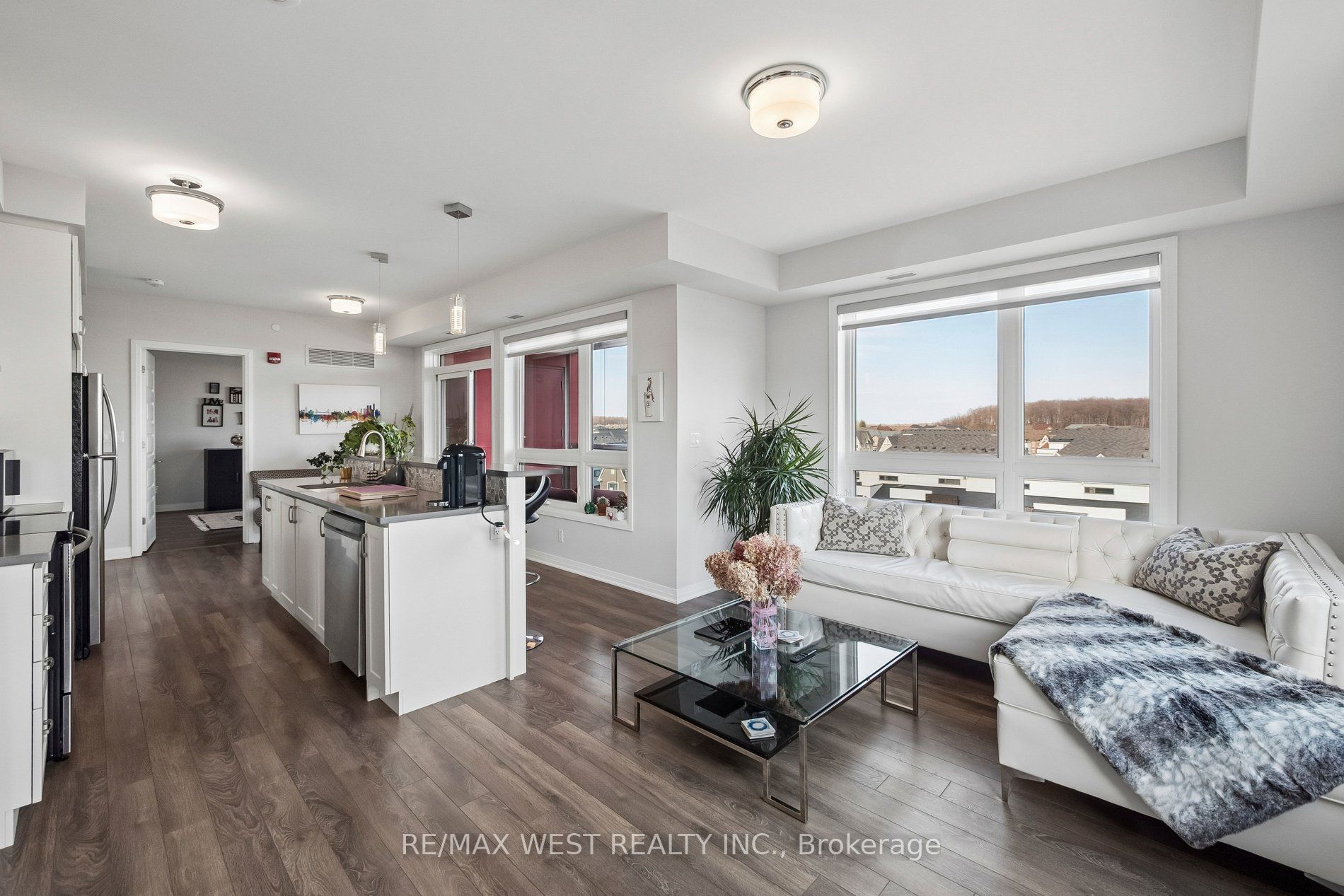 Additional image 5 of 605-58 Adam Sellers Street, Markham, ON, L6B 1P5