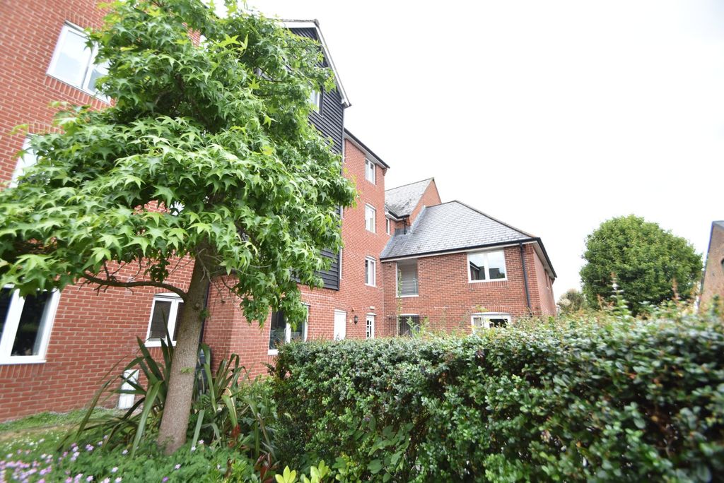 Additional image 6 of 1 bed flat for saleSpringwell, Havant, Hampshire PO9