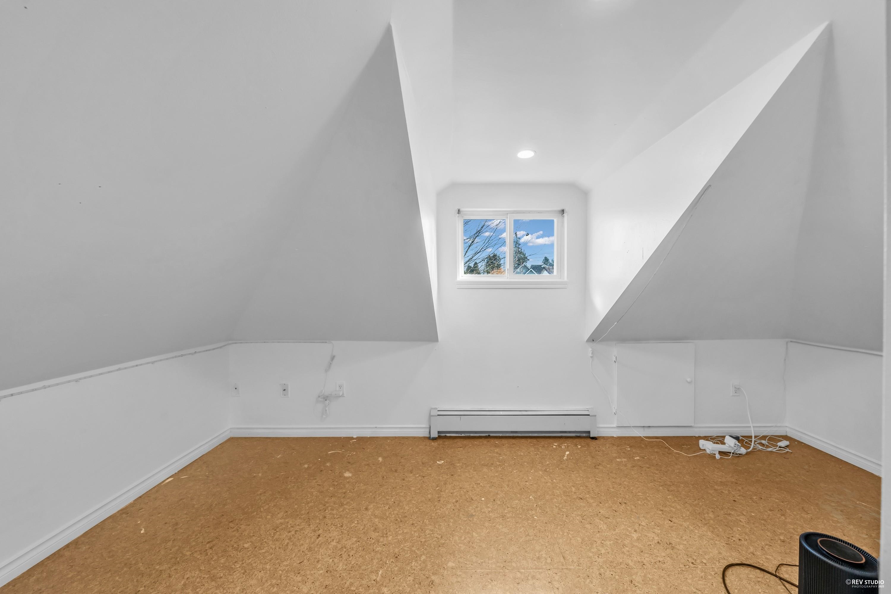 Additional image 4 of 237 Sandringham Avenue, New Westminster, BC, V3L 1Z4