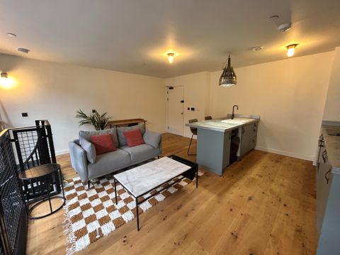 17 Derwent House, Mary Ann Street, Birmingham B3