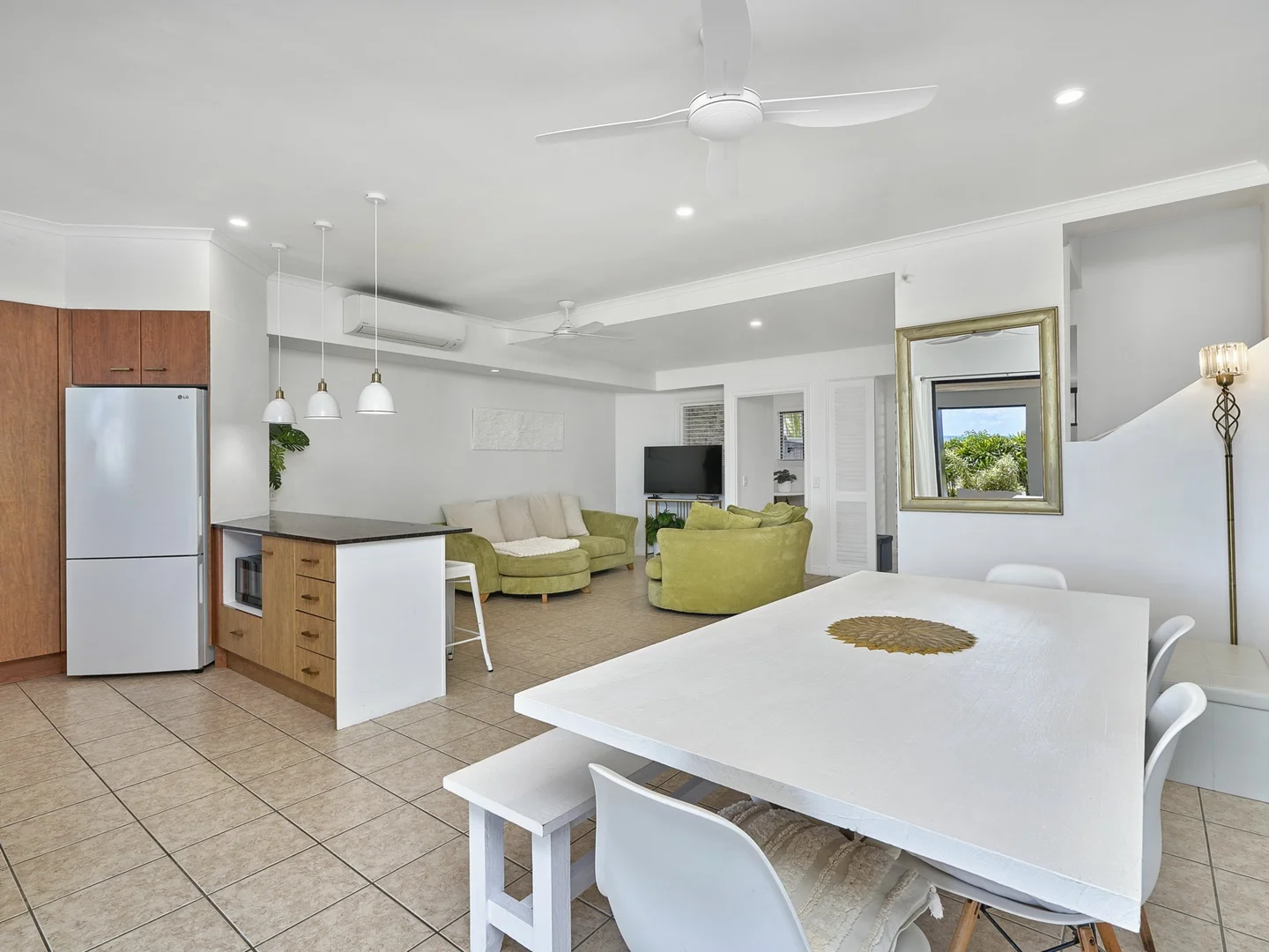 Additional image 8 of 11/5-7 Arlington Esplanade, Clifton Beach QLD 4879