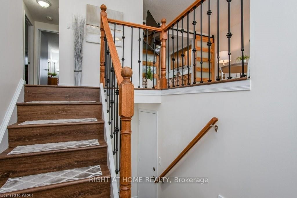 Additional image 5 of 554 Halberstadt Circle, Cambridge, ON, N3H 5J5