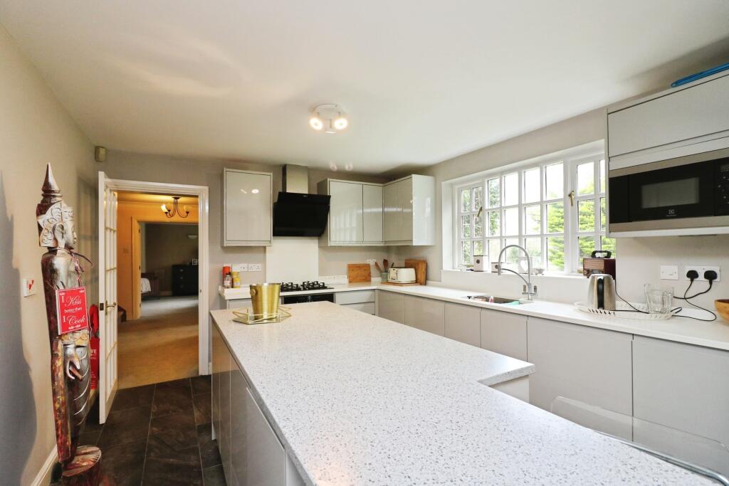 Additional image 3 of Bracken Lane, Welwyn, AL6