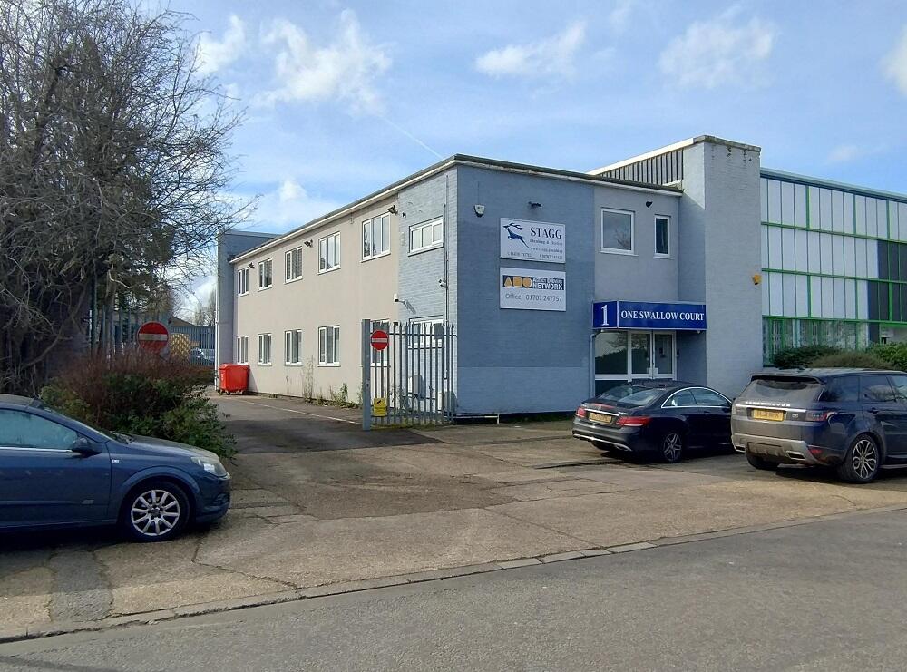 1 Swallow Court , Swallowfield, Welwyn Garden City, Hertfordshire, AL7 1SB