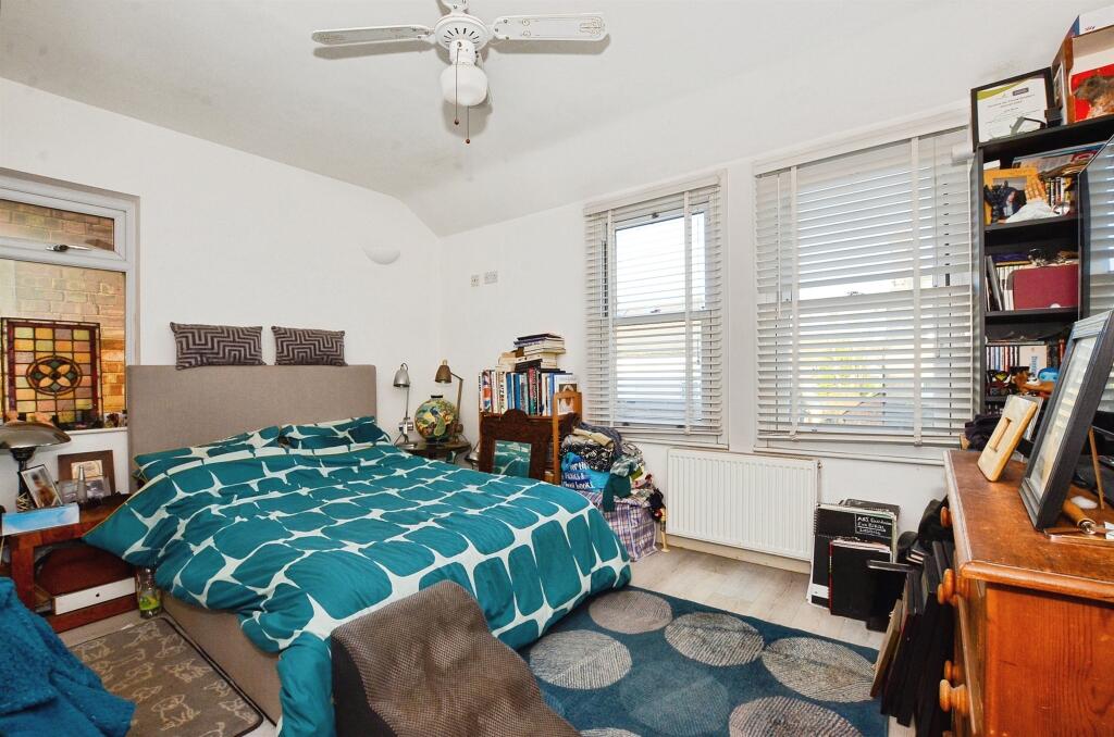 Kingcroft Road, Harpenden photo 5