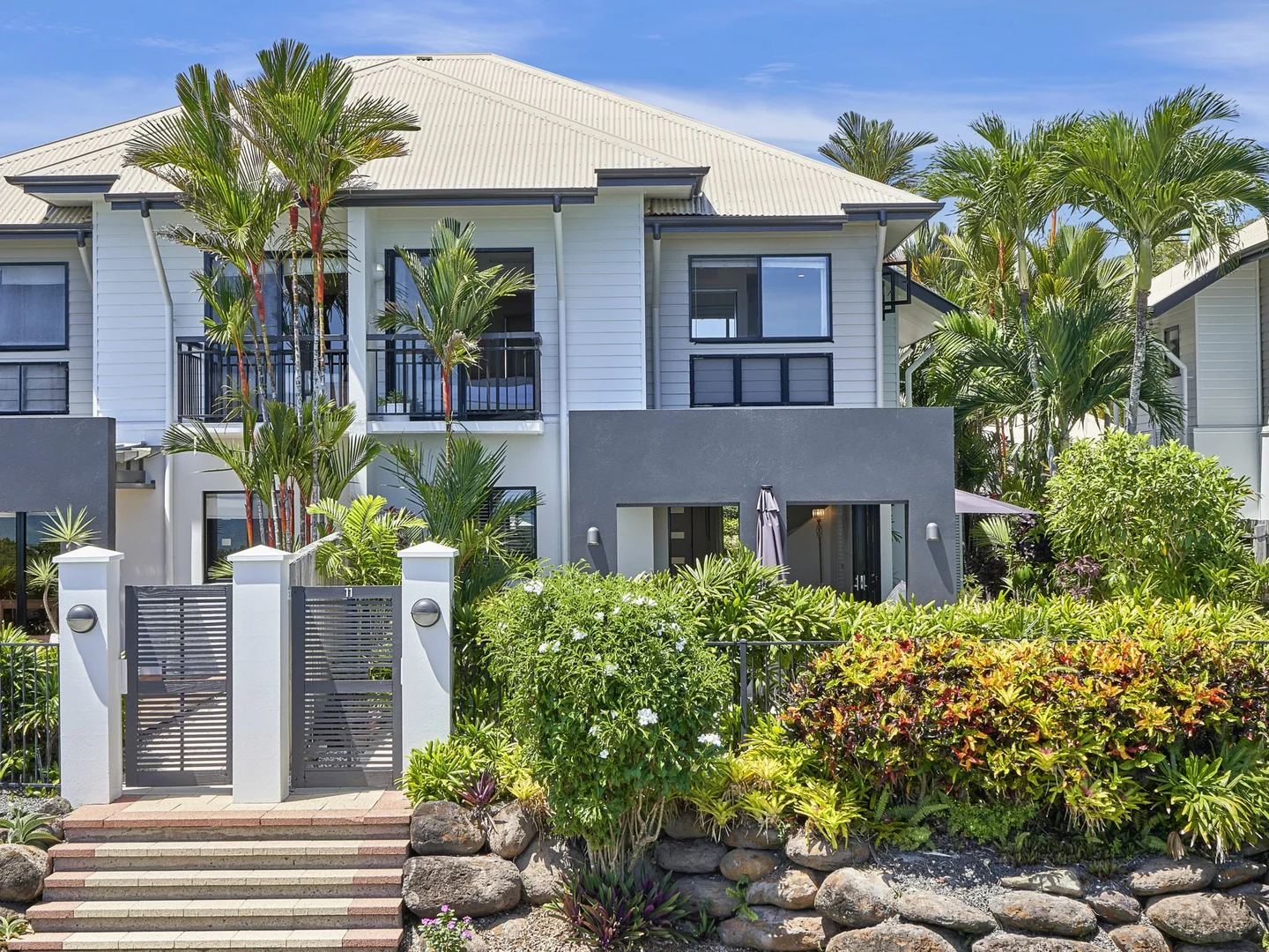 Additional image 18 of 11/5-7 Arlington Esplanade, Clifton Beach QLD 4879