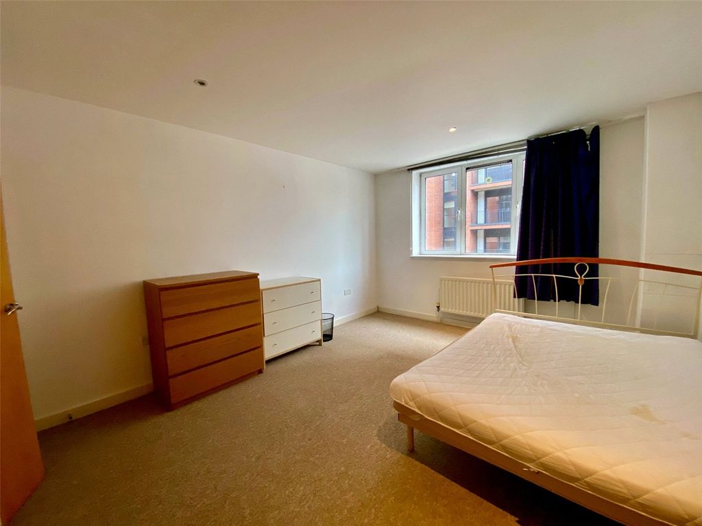 Additional image 7 of 2 bed flat for saleGolden Lion Court, 100 Redcliffe Street, Bristol BS1