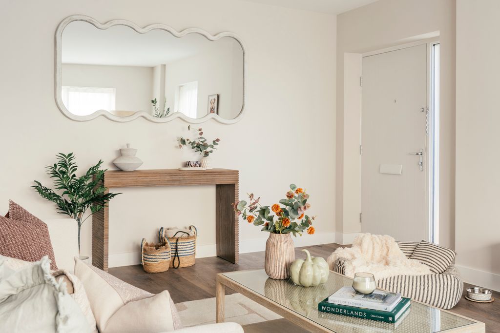 Additional image 3 of 2 bed flat for saleNewmarket Road, Cambridge CB5
