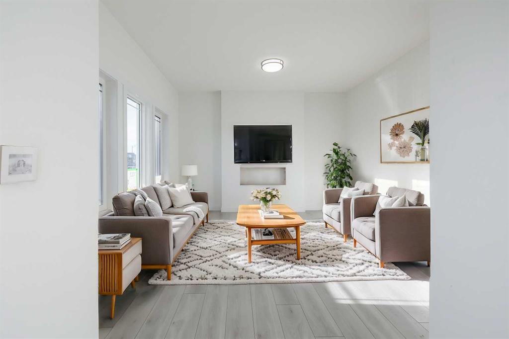 450 Heartland Way, Cochrane, AB, T4C 3L7
