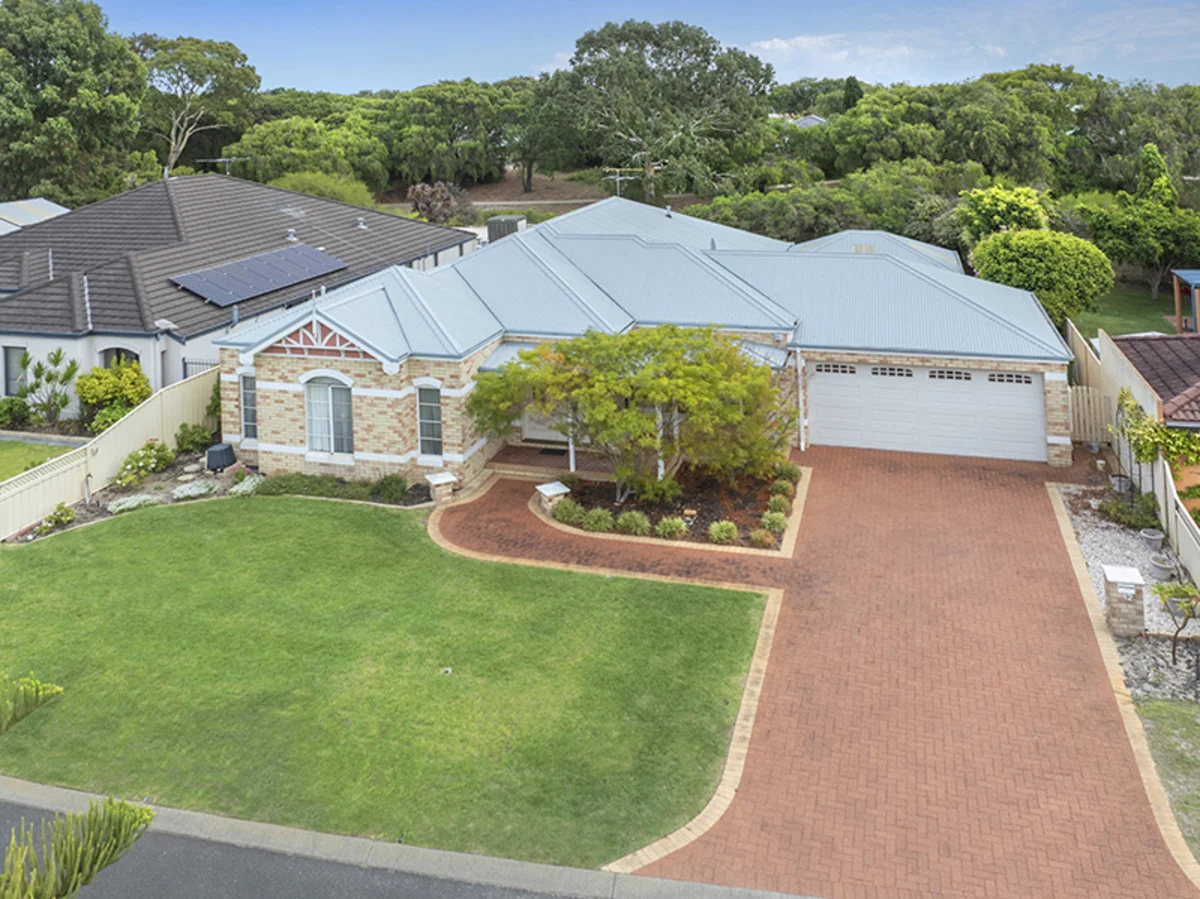 12 Pebble Drive, Geographe WA 6280