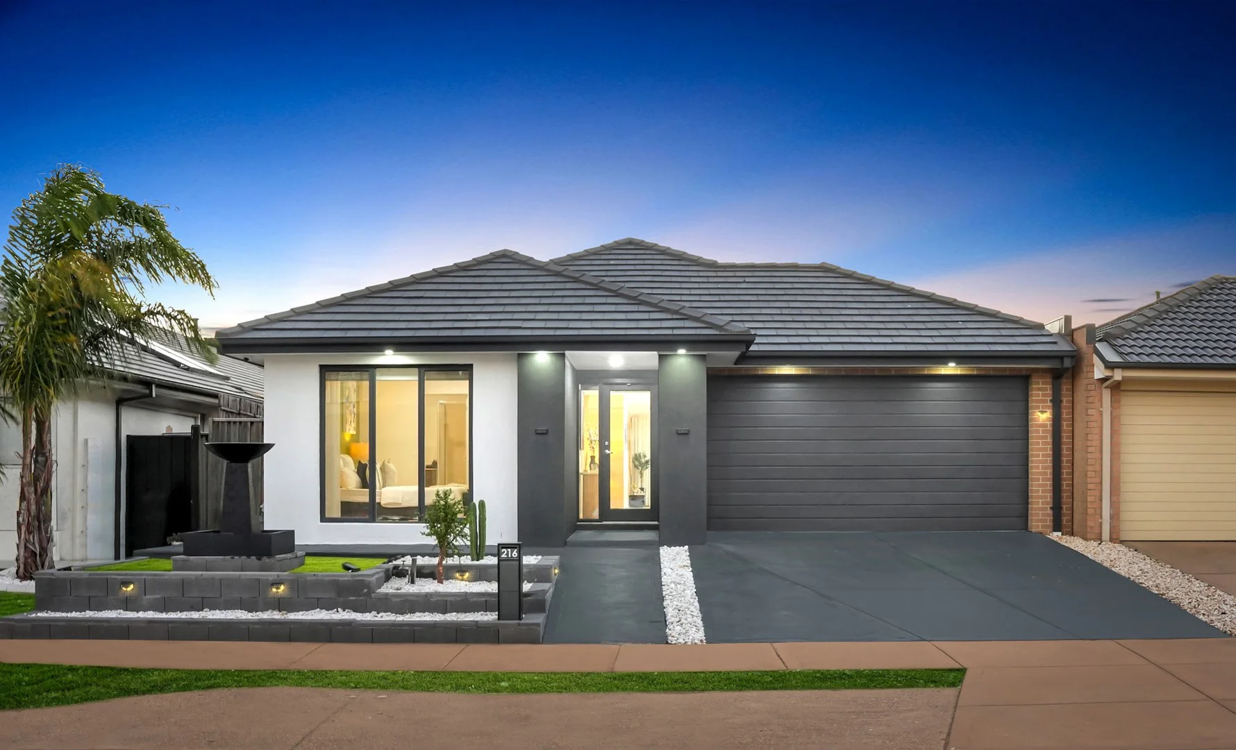 216 Sanctuary Lakes South Boulevard, Sanctuary Lakes VIC 3030