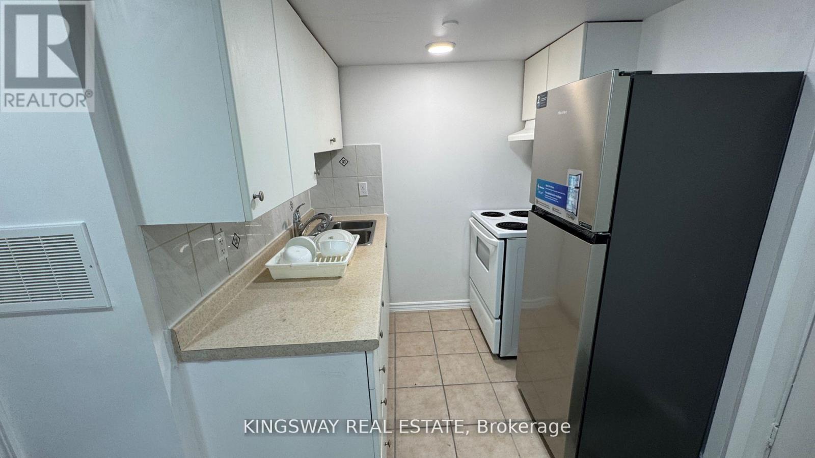 Additional image 3 of 65 Park Crescent, Richmond Hill, ON, L4E3J5