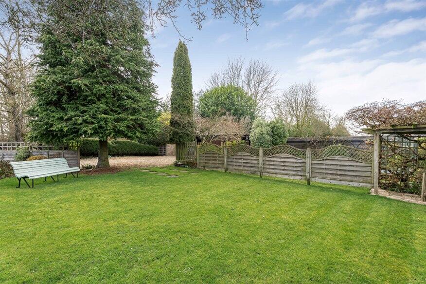 Additional image 18 of Hatching Green, Harpenden, AL5