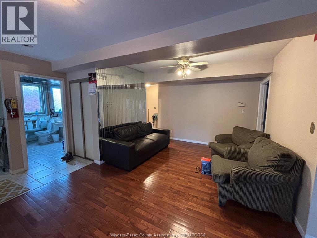 Additional image 3 of 2ND FLOOR-163 Janette , Windsor, ON, N9A4Y9