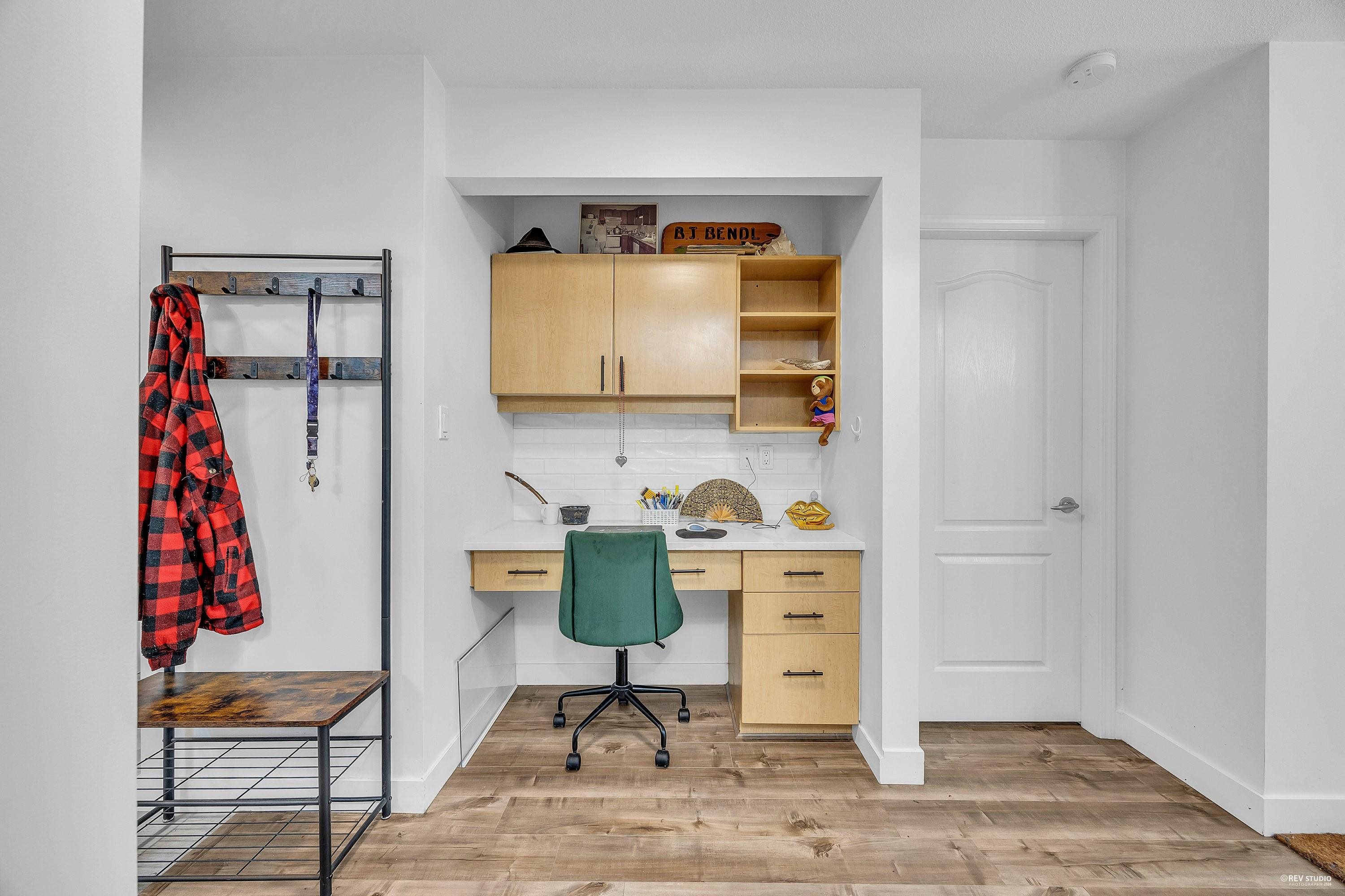 Additional image 5 of 310-15220 Guildford Drive, Surrey, BC, V3R 0Y6