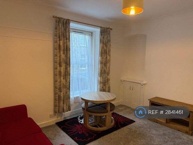 Ashvale Place, Aberdeen, AB10 photo 2