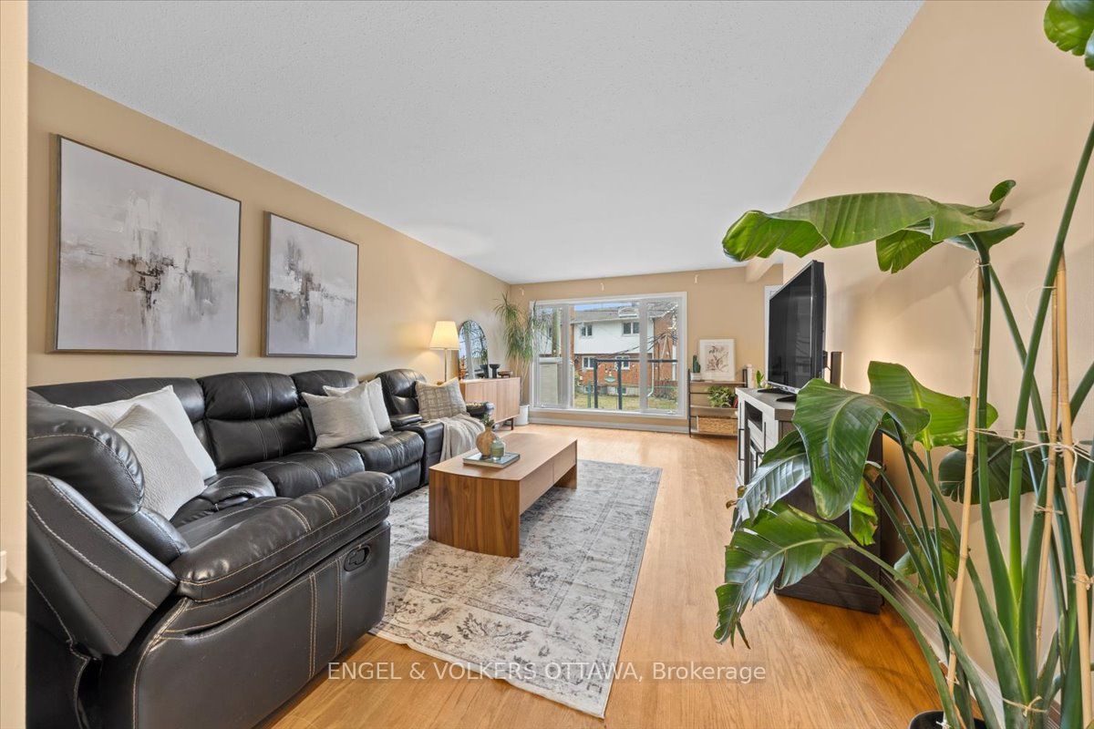 Additional image 4 of 1332 Henry Farm Drive, Ottawa, ON, K2C 2E4