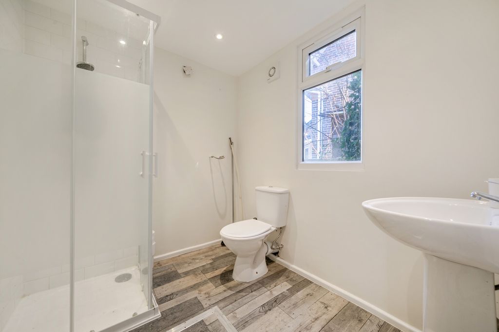 Additional image 19 of 6 bed detached house for saleLyonsdown Avenue, New Barnet EN5