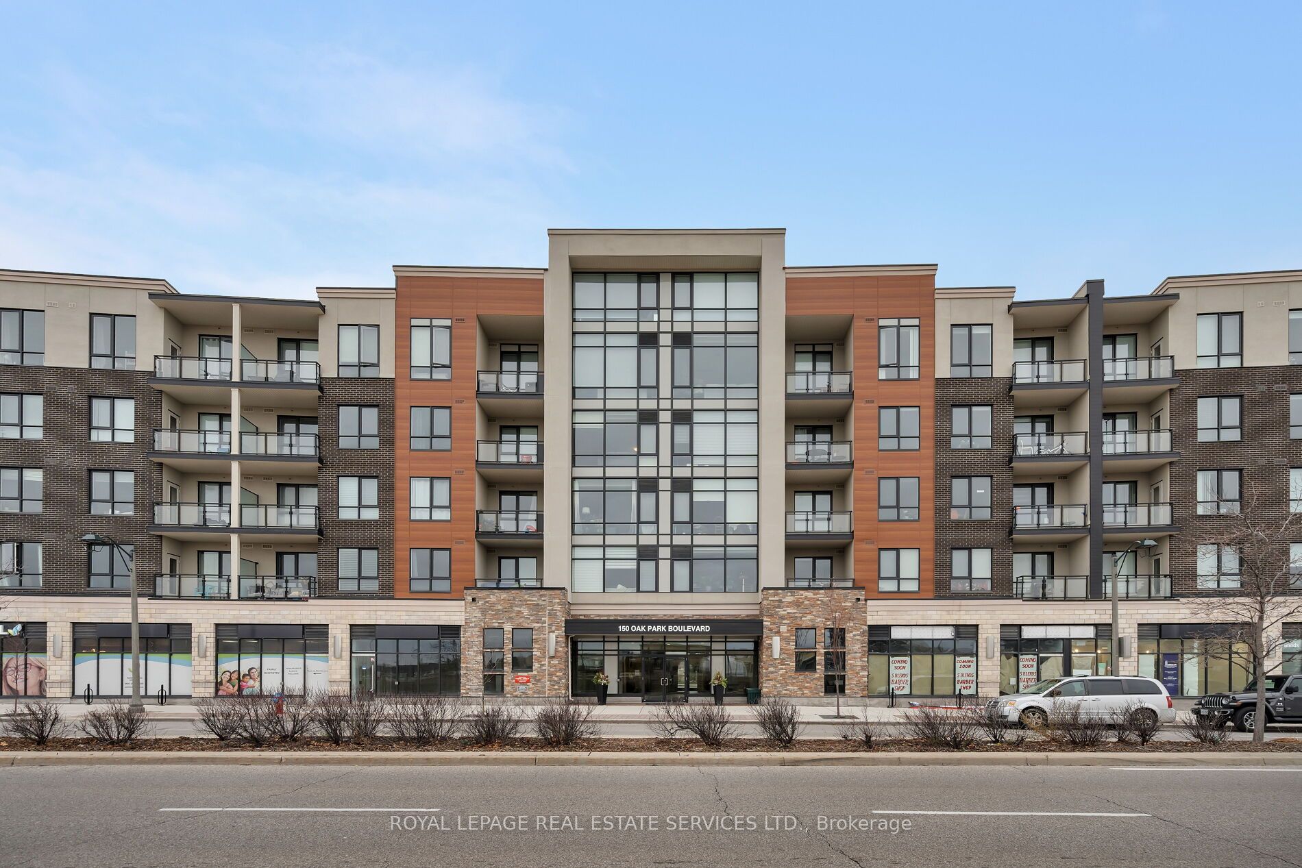 420-150 Oak Park Boulevard, Oakville, ON, L6H 3P2
