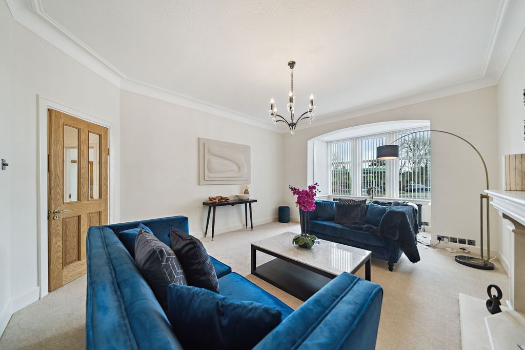 Additional image 4 of 3 bed detached bungalow for saleAyr Road, Newton Mearns G77