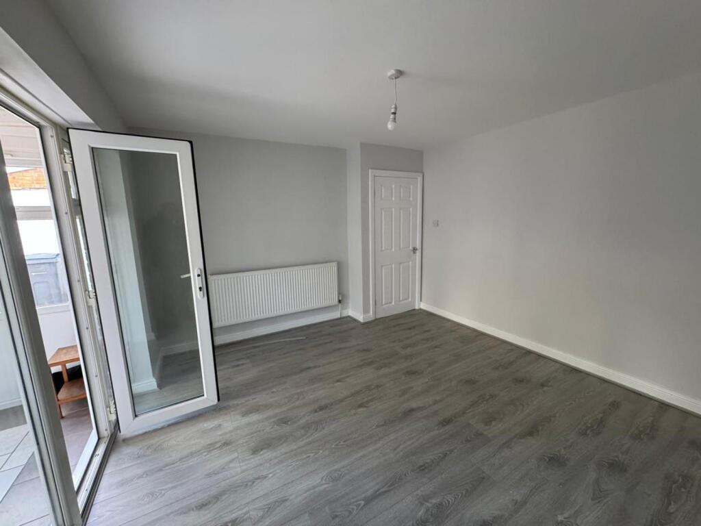 Rosedene Drive, Birmingham photo 4