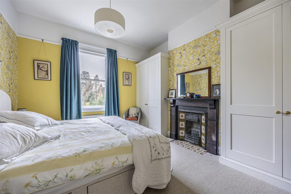 Additional image 13 of 4 bed semi-detached house for saleHarp Hill, Cheltenham GL52