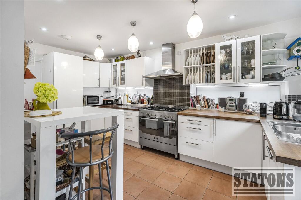 Additional image 3 of Bulls Lane, Welham Green, Herts, AL9