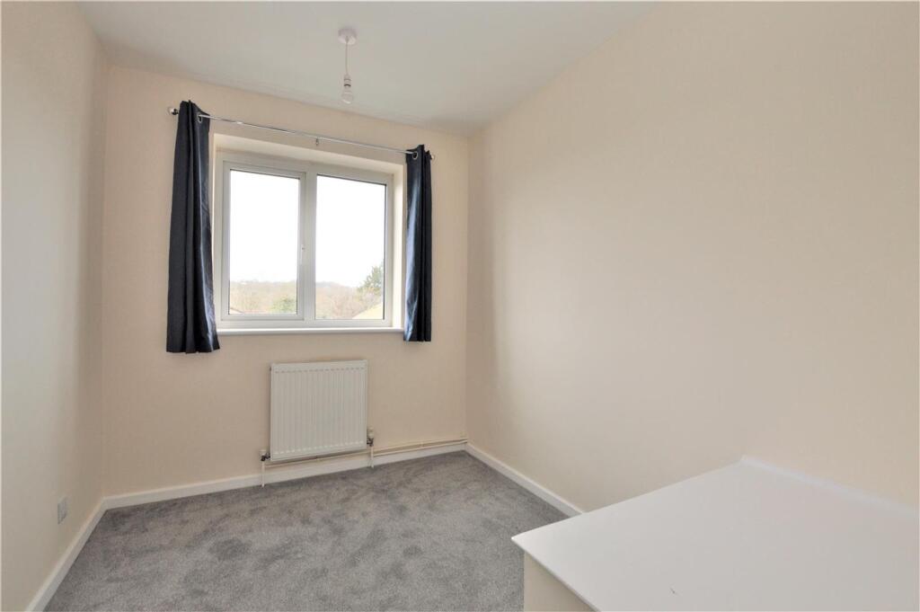 Additional image 9 of Upton Close, Park Street, AL2