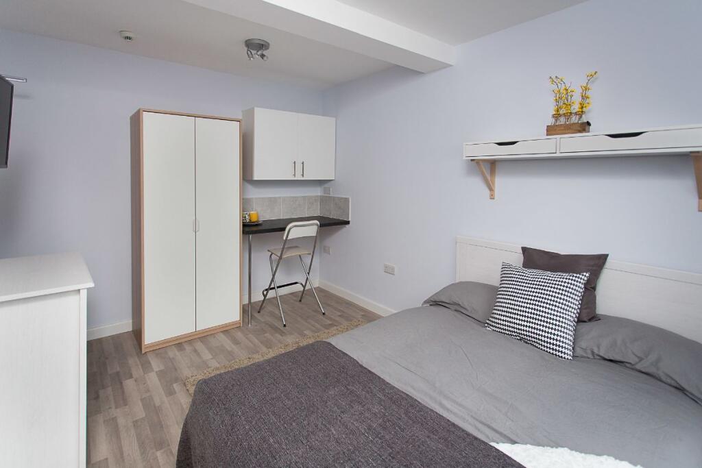 12 Beech Road photo 3