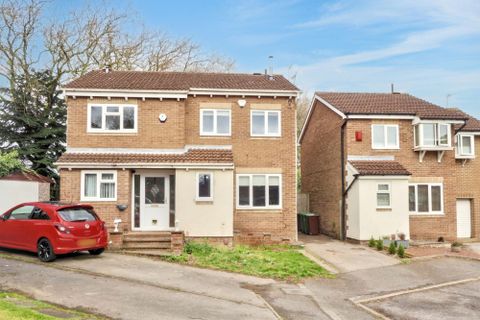 Gunn Close, Bulwell, Nottingham NG6
