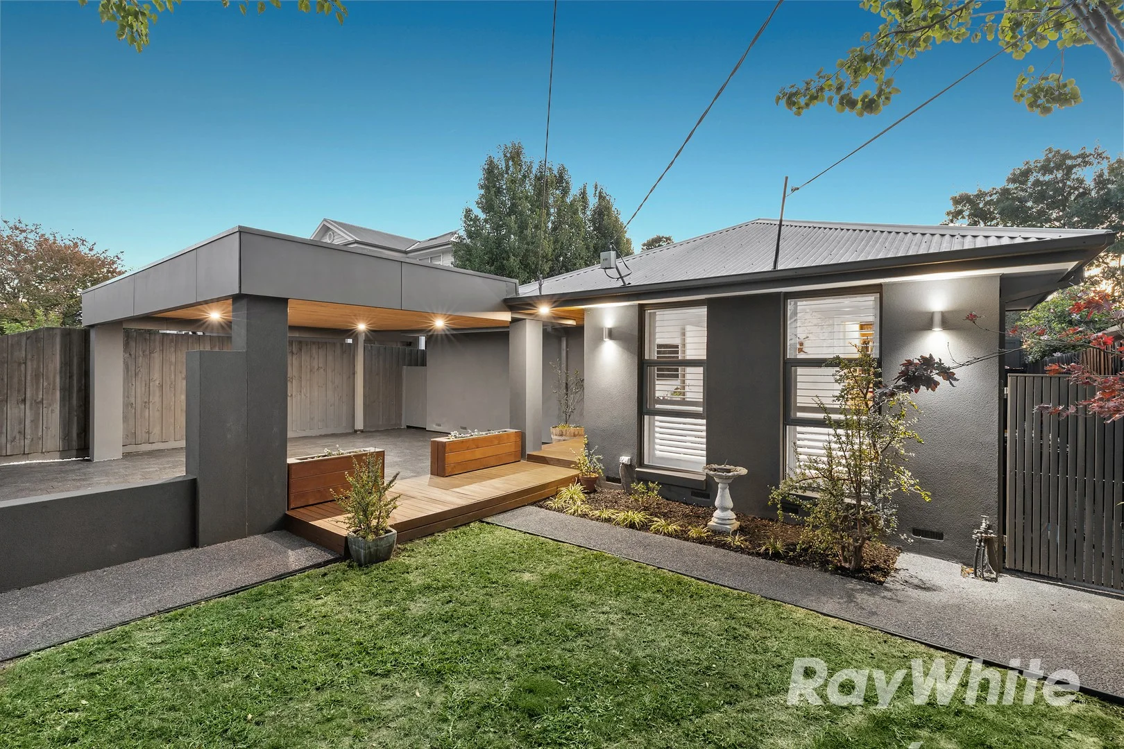 6 Coling Avenue, Carnegie VIC 3163