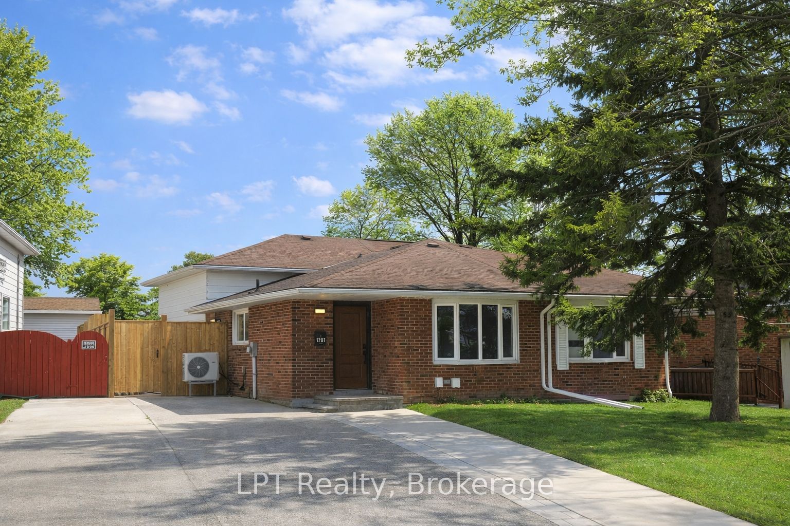 1281 Oxford Street, Oshawa, ON, L1J 3W5