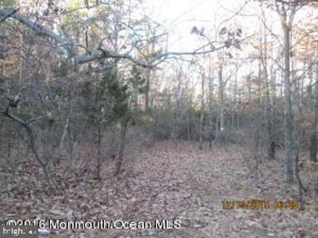 23 Pine Drive, Millstone Township, NJ 08510