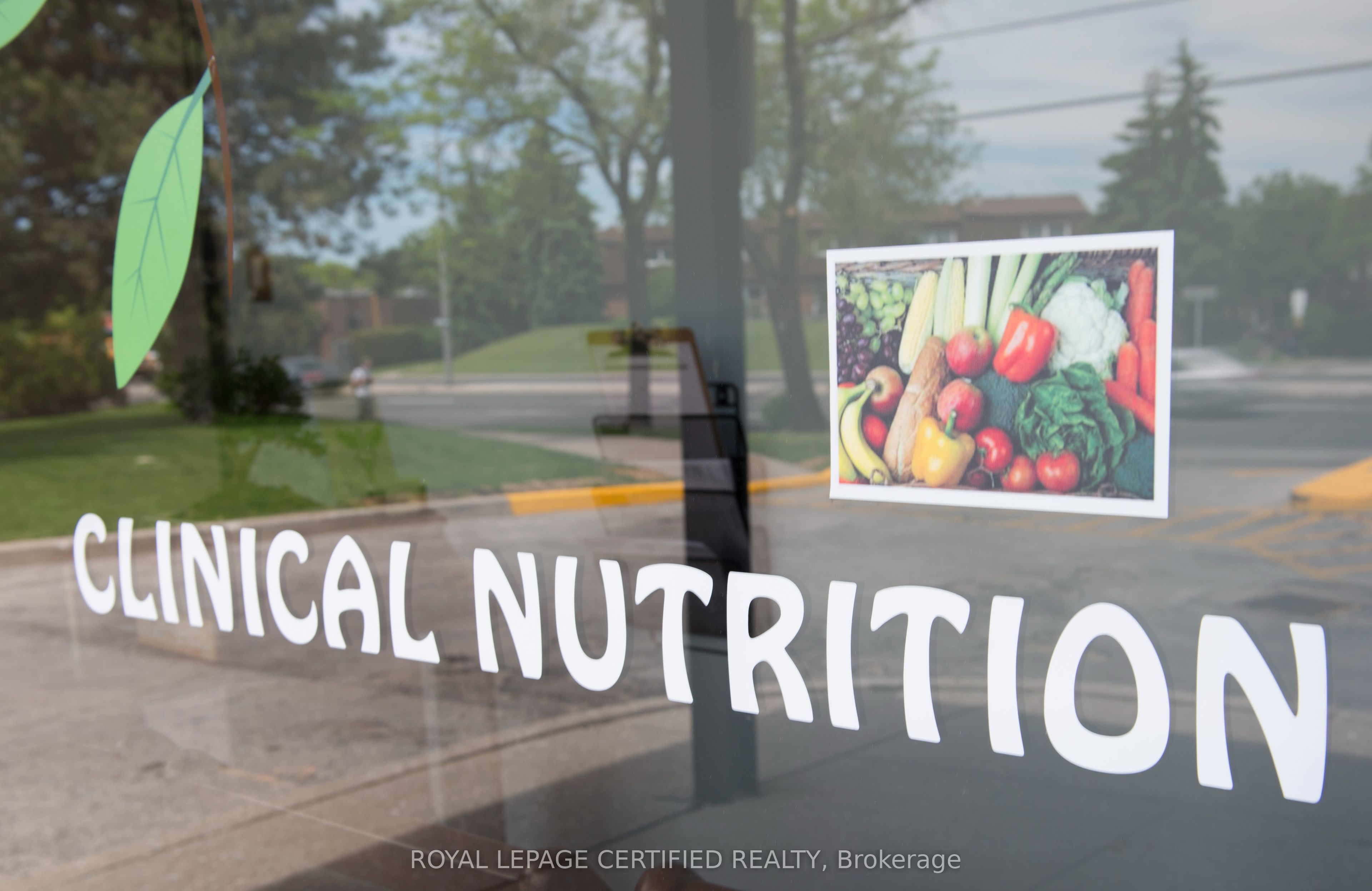 Additional image 2 of 3049 Kingston Road, Toronto, ON, M1M 3W1