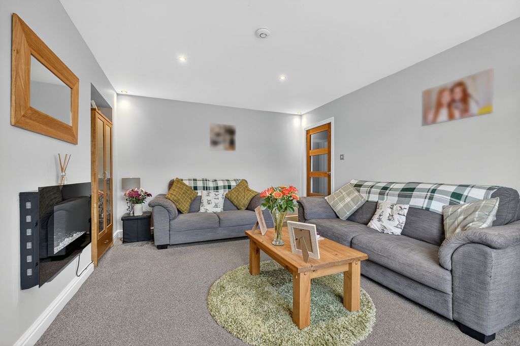 Additional image 7 of 2 bed flat for sale125 Brewland Street, Galston KA4