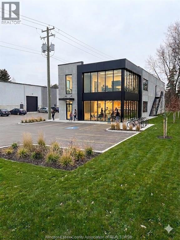 Additional image 2 of 9572 Tecumseh Road, Windsor, ON, N8R1A2