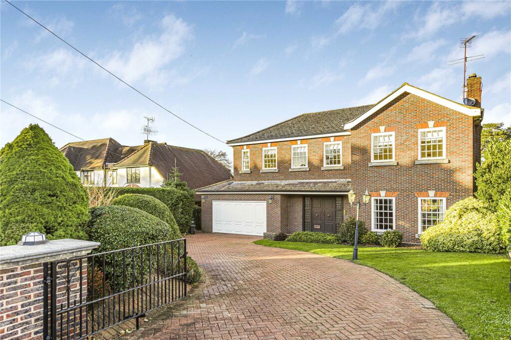 Brookmans Avenue, Brookmans Park, Hertfordshire, AL9