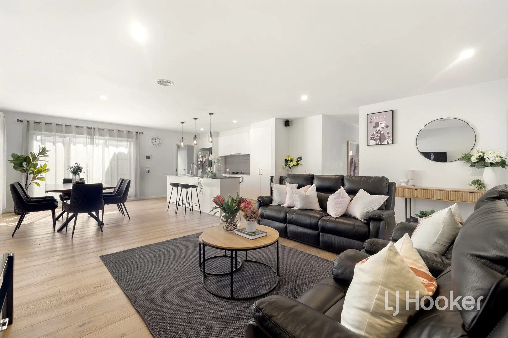 7 Sunnyoaks Lane, Hampton Park VIC 3976 photo 3