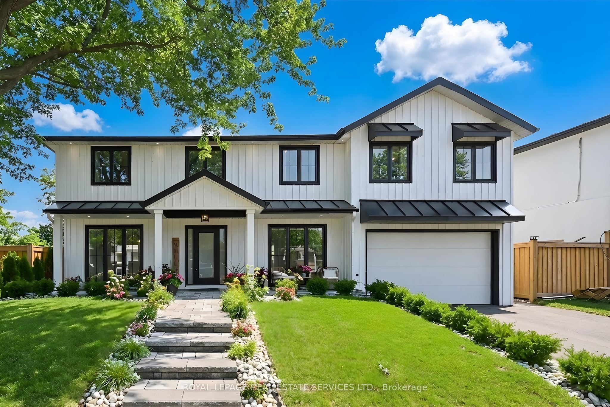 2212 Urwin Crescent, Oakville, ON, L6L 2T2
