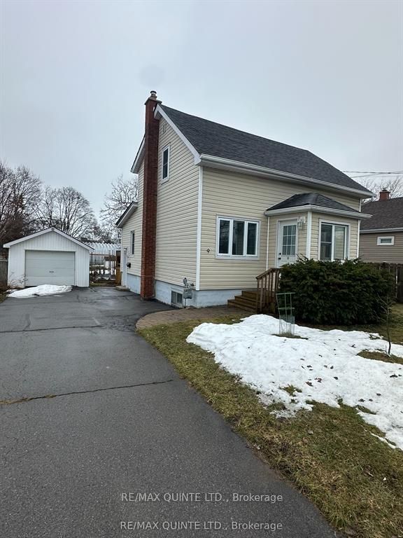 9 Wilkins Street, Belleville, ON, K8P 1P2