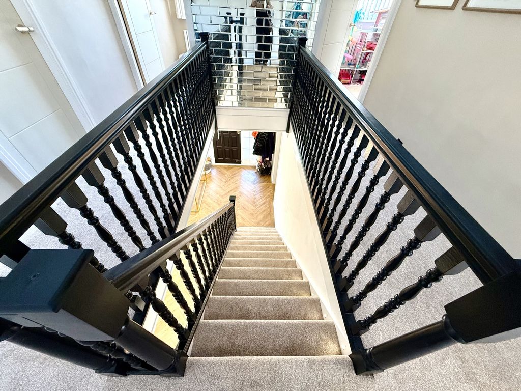 Additional image 12 of 5 bed terraced house for sale285 Stockton Road, Hartlepool TS25