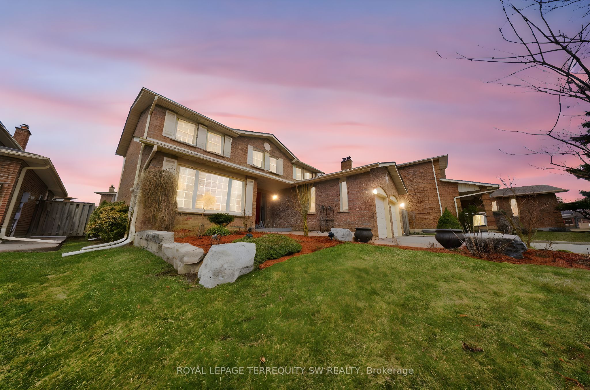 Additional image 2 of 1169 Carlo Court, Mississauga, ON, L4W 3N6