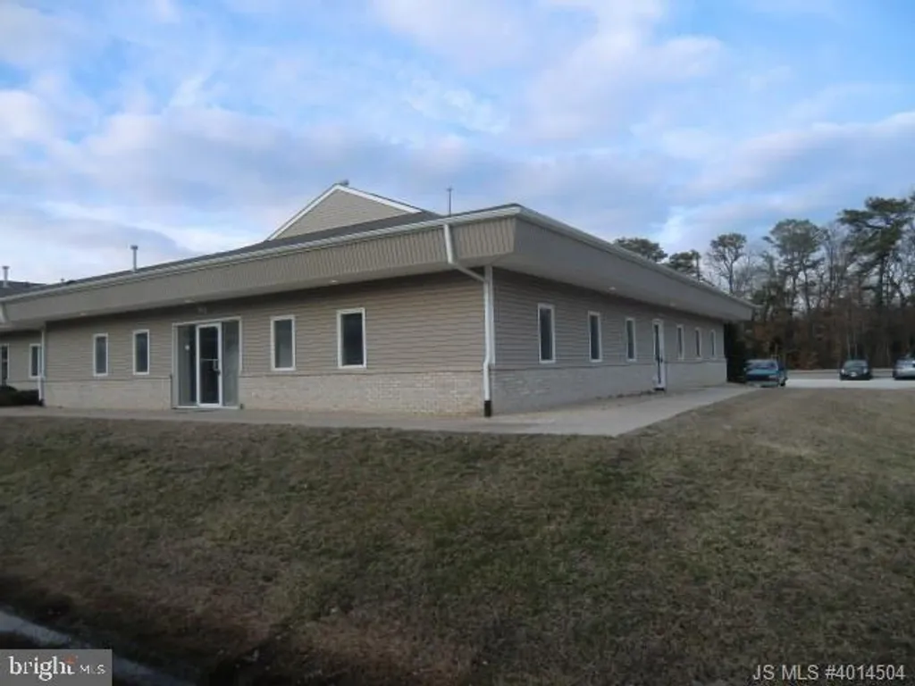 697 Mill Creek Road Unit 14, Manahawkin, NJ 08050