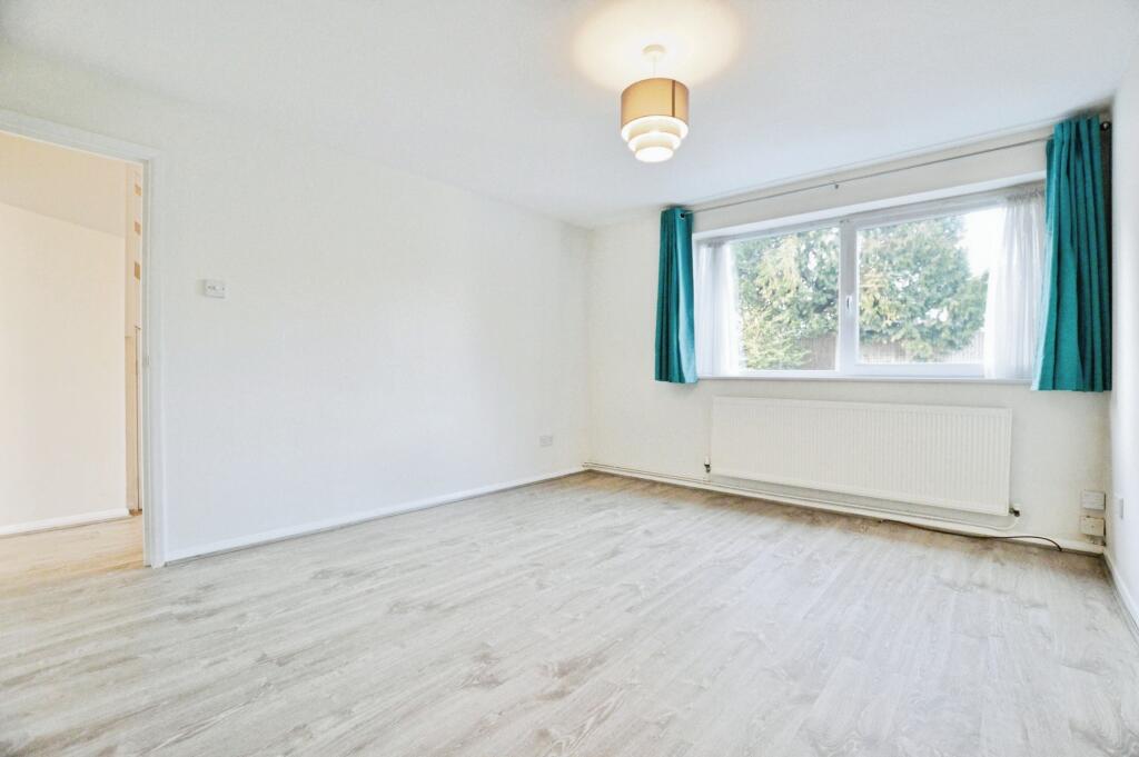 Additional image 2 of Pinewood Close, St Albans, AL4
