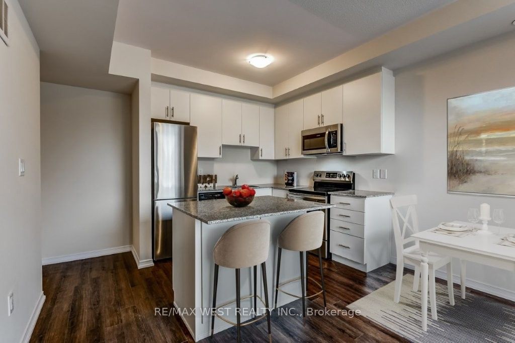 Additional image 6 of Th7-24 Fieldway Road, Toronto, ON, M8Z 3L1